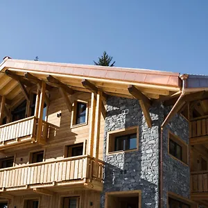 https://chalet-sur-les-monts-morzine.hotels-rhonealpes.com